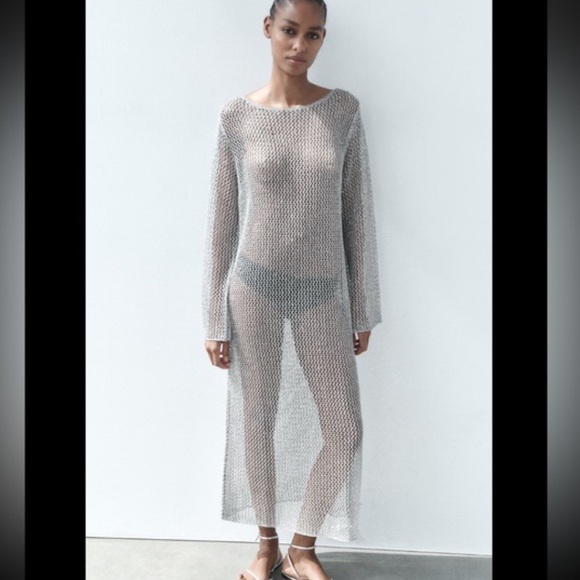 Zara - Picture 1 of 3
